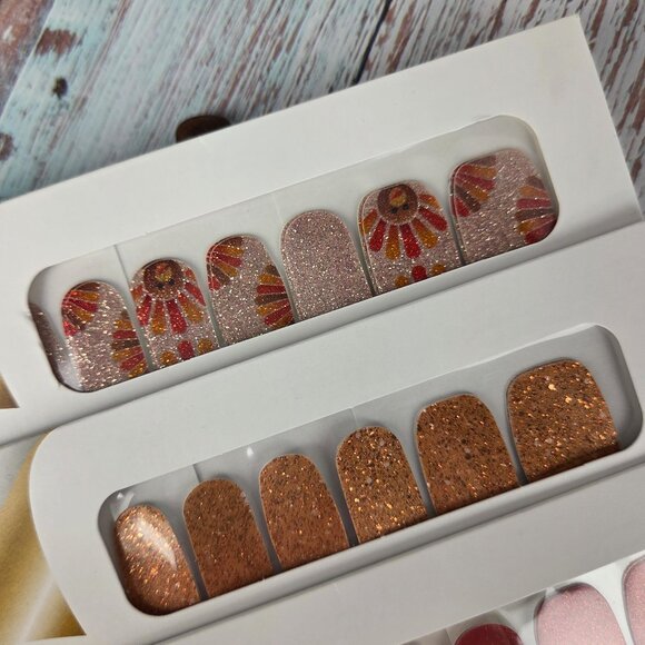 Color Street Nails - Thanksgiving Bundle #4 - Picture 2 of 6